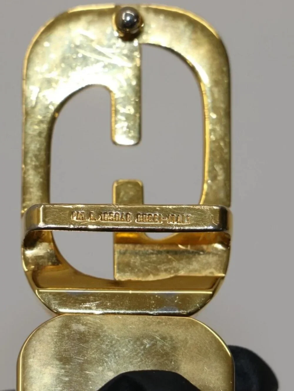 Gucci Vintage 1970's Reversable Leather Gold G Buckle Belt - Black/White/Gold